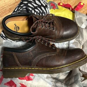 Dr. Martens men's Crazy Horse Oxford
